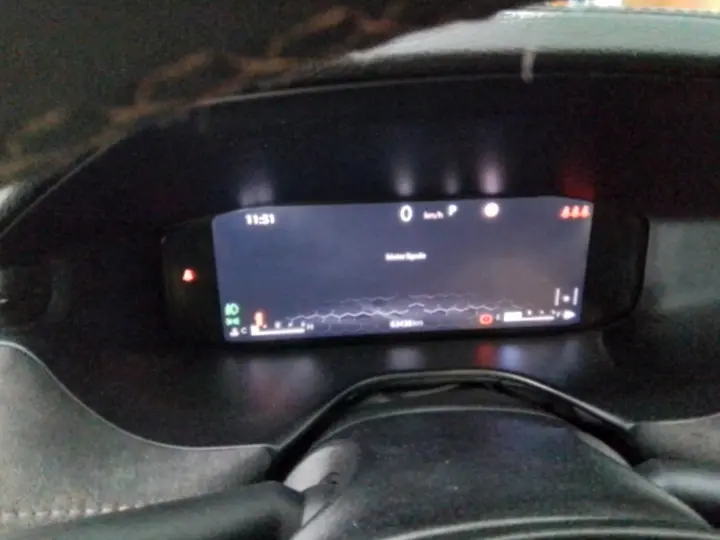 COMMANDER 1.3 T270 TURBO FLEX LIMITED AT6