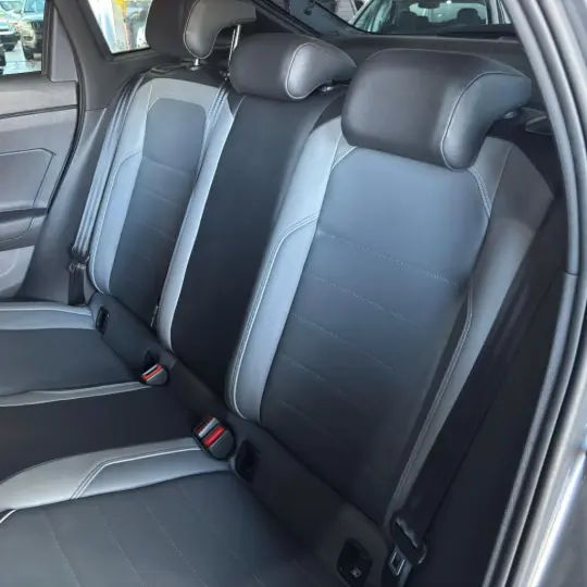 Nivus Highline 1.0 200 TSI Flex Aut.