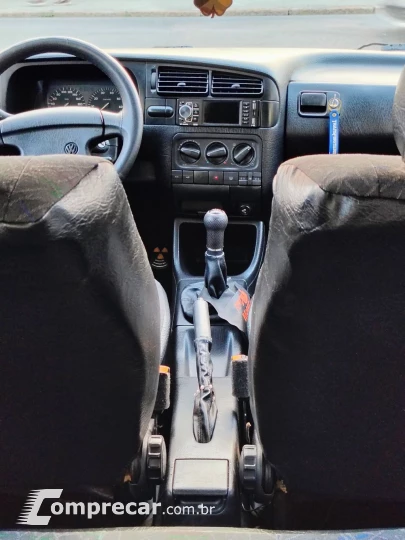 Golf GL 1.8/ 2.0i 4p