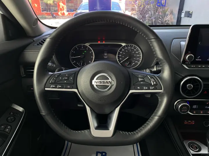 Sentra Exclusive 2.0 16V Aut.