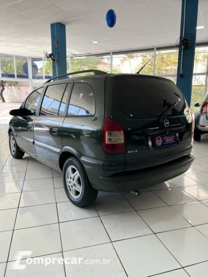 ZAFIRA 2.0 MPFI Elegance 8V