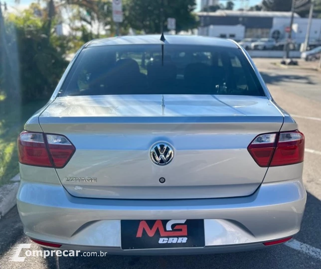 VOYAGE 1.0 12V MPI Totalflex