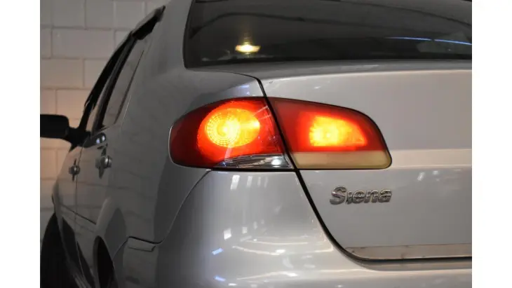 SIENA - 1.4 MPI 8V 4P TETRAFUEL