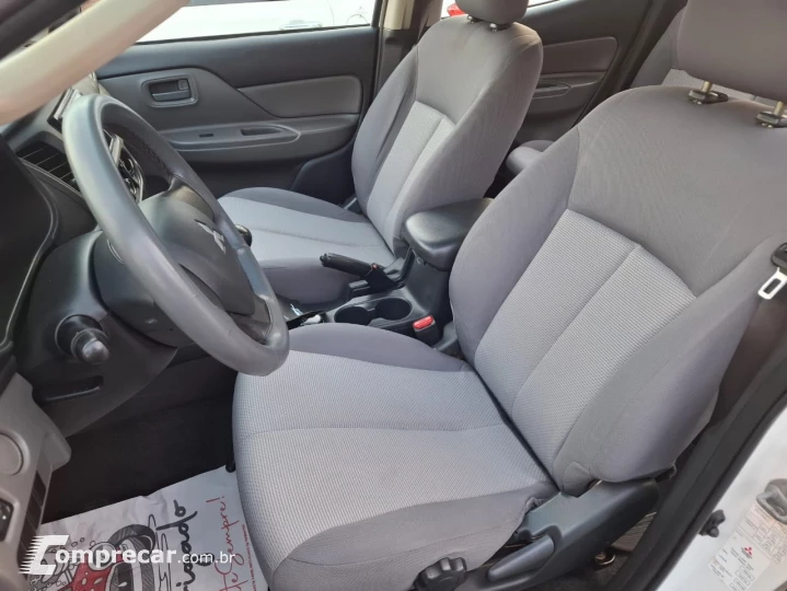 L200 TRITON 2.4 16V Turbo GL CD 4X4