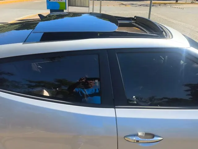 VELOSTER - 1.6 16V 3P AUTOMÁTICO