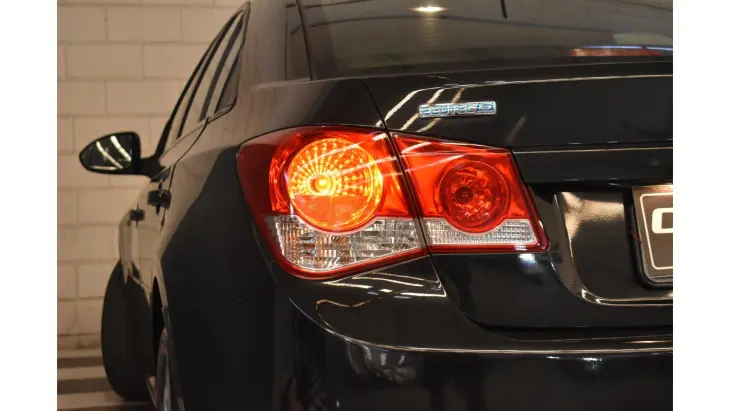 CRUZE SEDAN - 1.8 LT 16V 4P AUTOMÁTICO