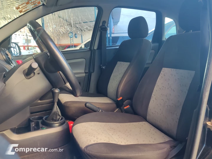 FIESTA 1.6 MPI Class Hatch 8V