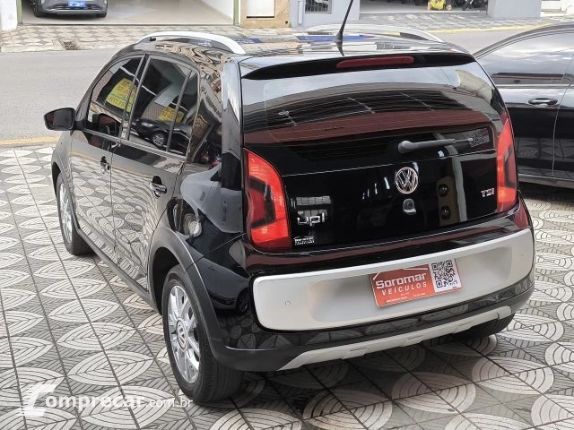 CROSS UP - 1.0 TSI 12V 4P MANUAL