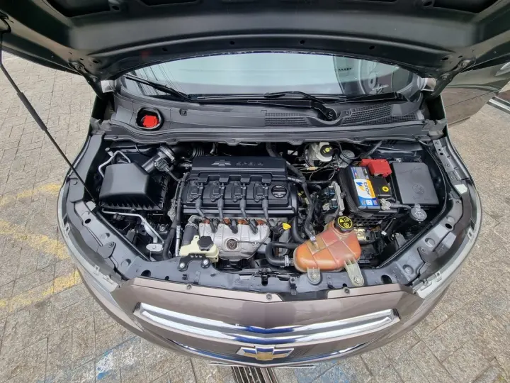 CHEVROLET ONIX 1.4 MPFI LT 8V 2015