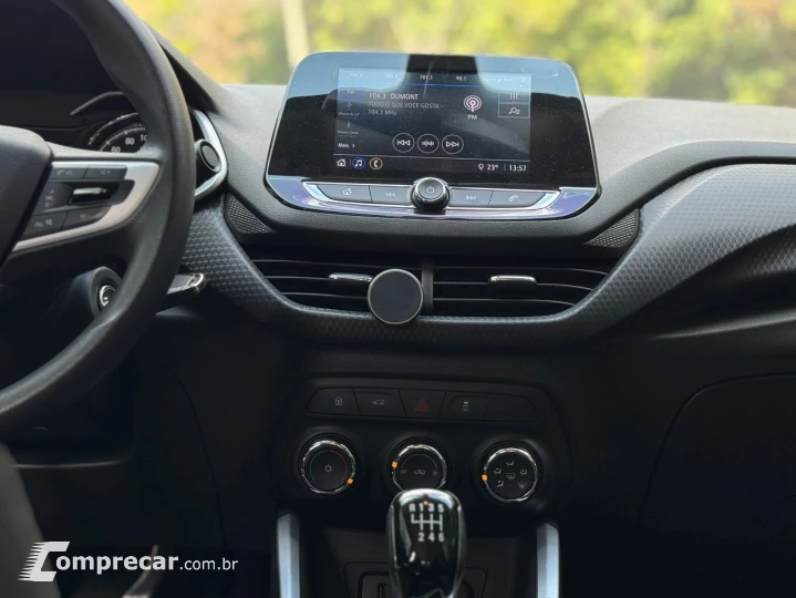 ONIX 1.0 Turbo Plus LT