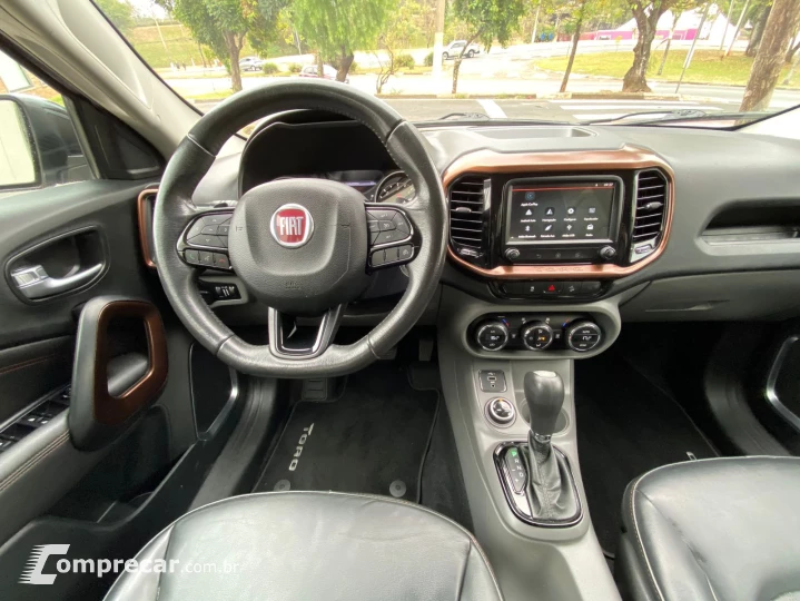 TORO 2.0 16V Turbo Volcano 4WD AT9