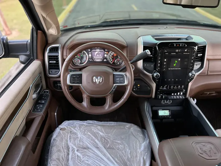 3500 6.7 I6 TURBO DIESEL LARAMIE CD 4X4 AUTOMÁTICO