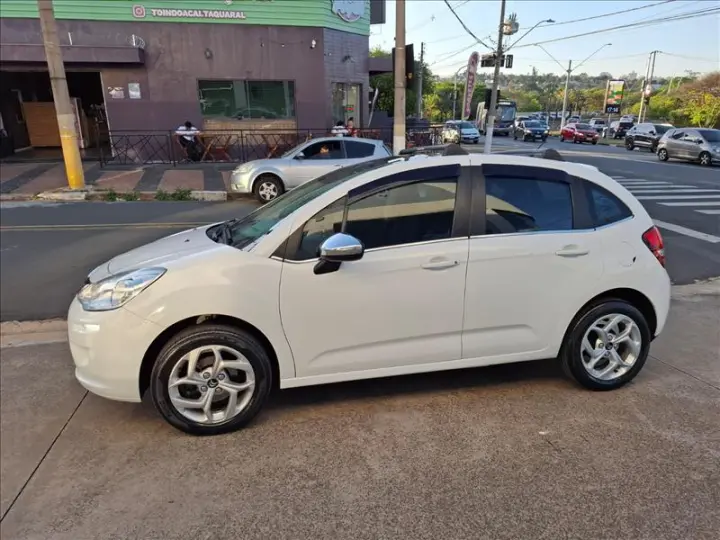 C3 1.6 VTI 120 Exclusive Eat6