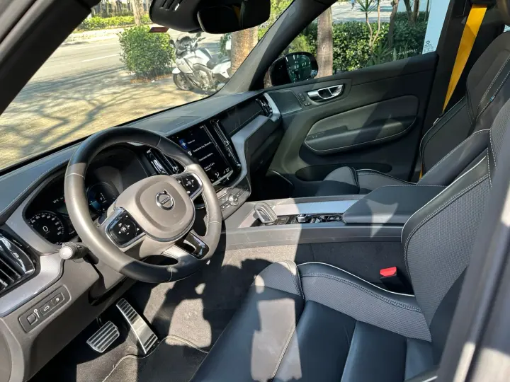 XC60 2.0 T8 Hybrid Polestar Engineered AWD Geartronic