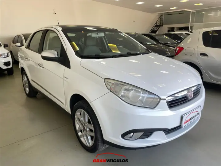 GRAND SIENA 1.6 MPI ESSENCE 16V FLEX 4P AUTOMATIZ