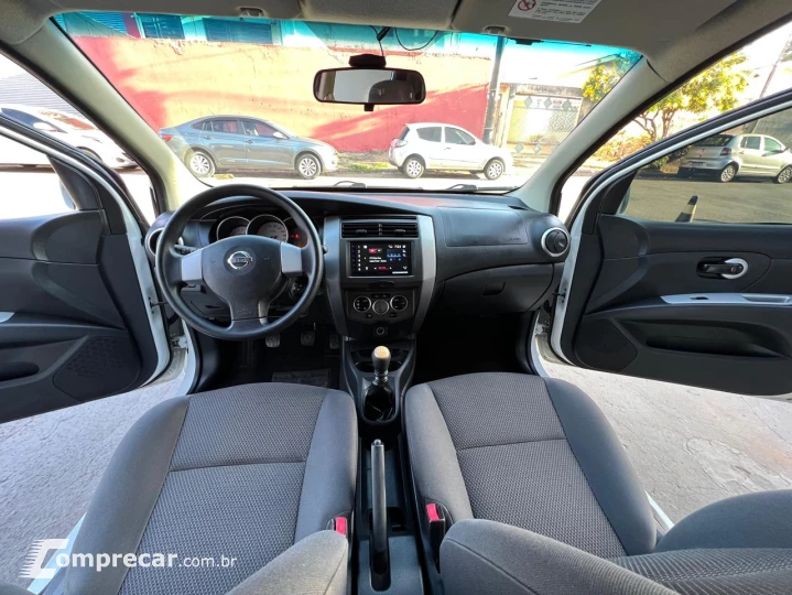 GRAND LIVINA 1.8 16V