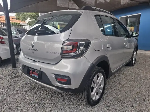 SANDERO - 1.6 STEPWAY 8V 4P MANUAL