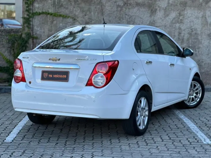 SONIC 1.6 LTZ 16V FLEX 4P AUTOMÁTICO