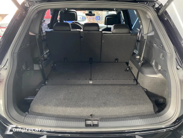 TIGUAN Allspac R-Line 300 TSI 2.0