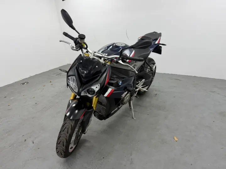 S1000 S1000 R
