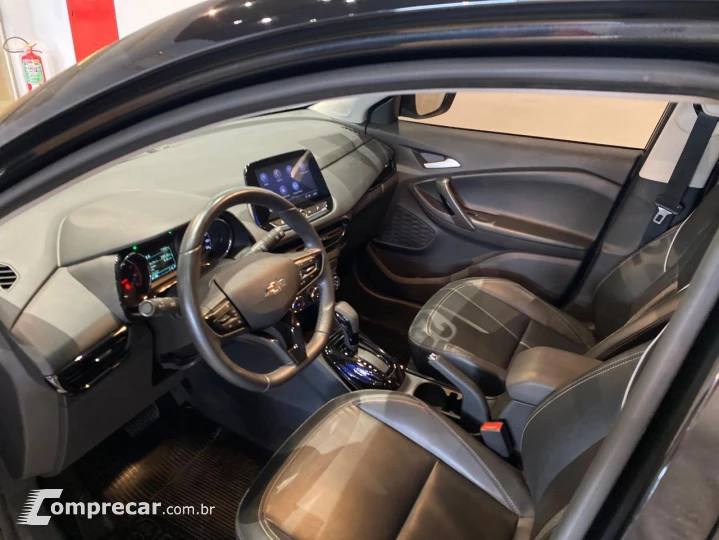 Tracker 1.0 12V FLEX TURBO MIDNIGHT AUTOMÁTICO