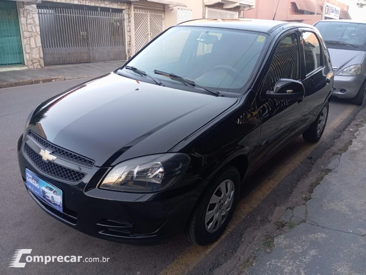 CELTA 1.0 MPFI LT 8V