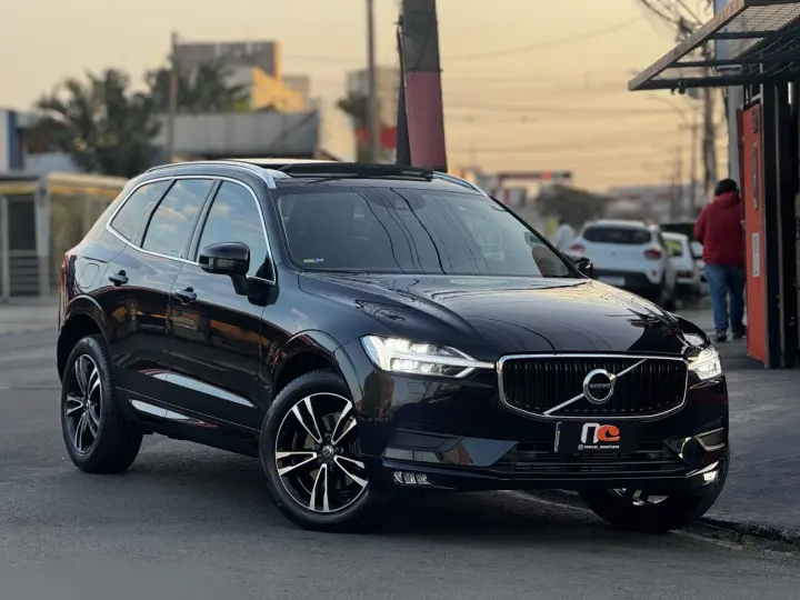 XC 60 T-5 MOMENTUM 2.0 254cv AWD 5p