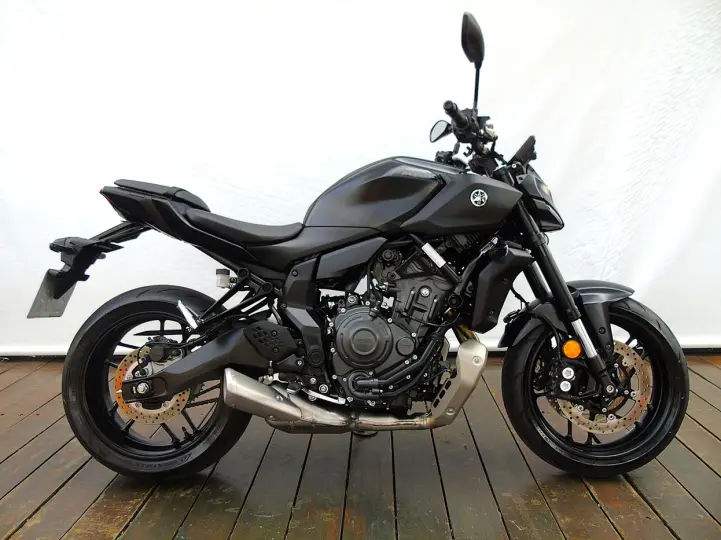 YAMAHA MT-07 CONNECTED ABS