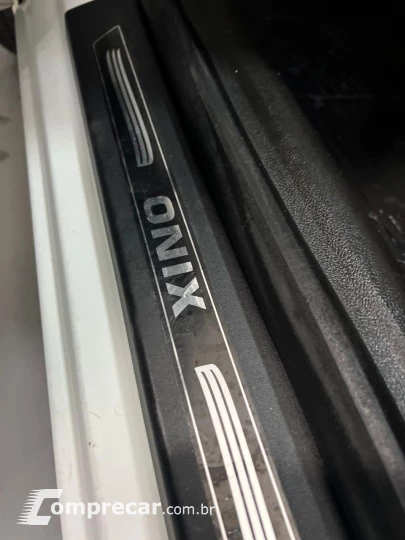 ONIX HATCH LT 1.0 8V FlexPower 5p Mec.