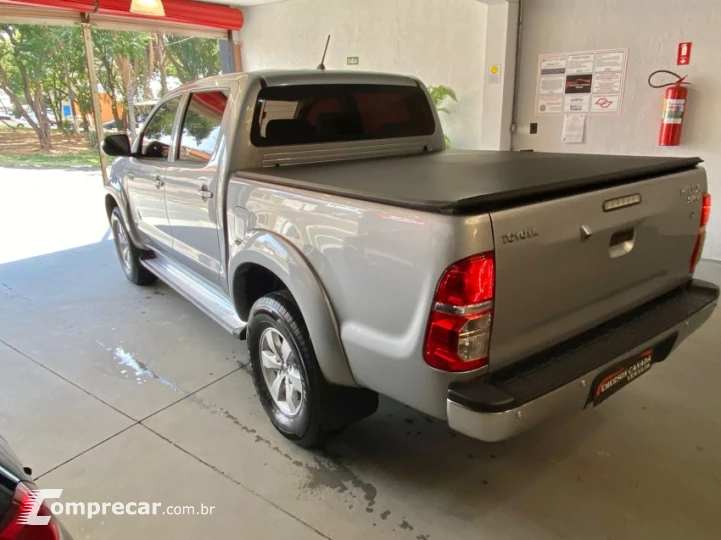 HILUX 2.7 SRV 4X2 CD 16V