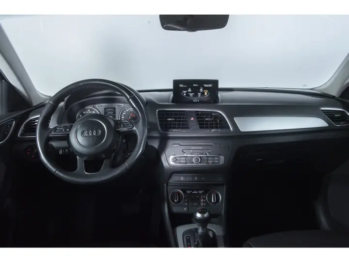 Q3 1.4 TFSI AMBIENTE GASOLINA 4P S TRONIC