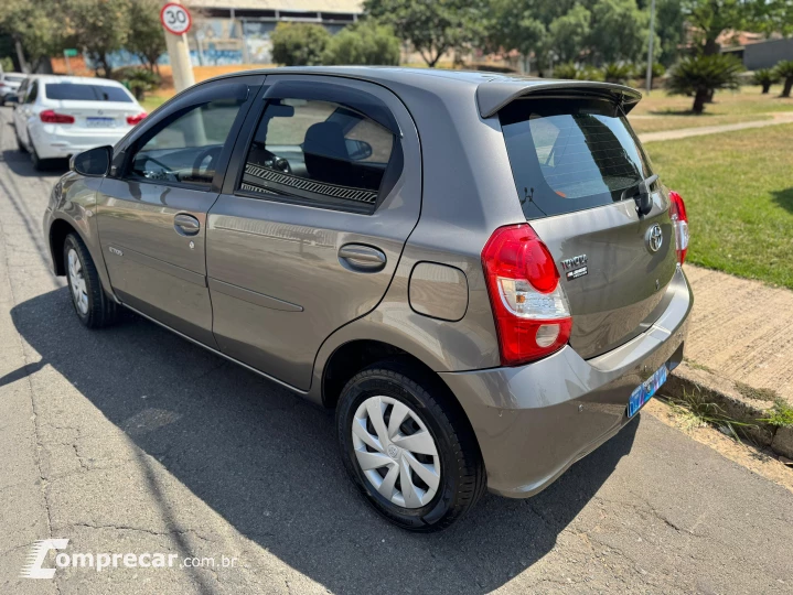 Etios 1.5 XS Hatch