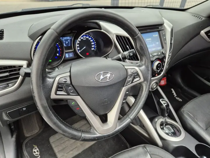 Veloster 1.6 16V 3P AUTOMÁTICO