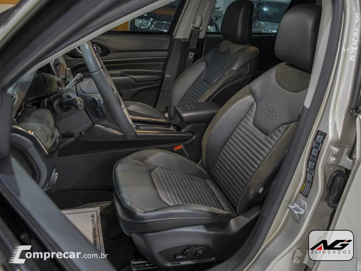 COMMANDER 1.3 T270 Turbo Limited