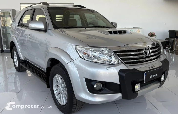 Hilux SW4 SRV 3.0 4X4 (7 Lugares)