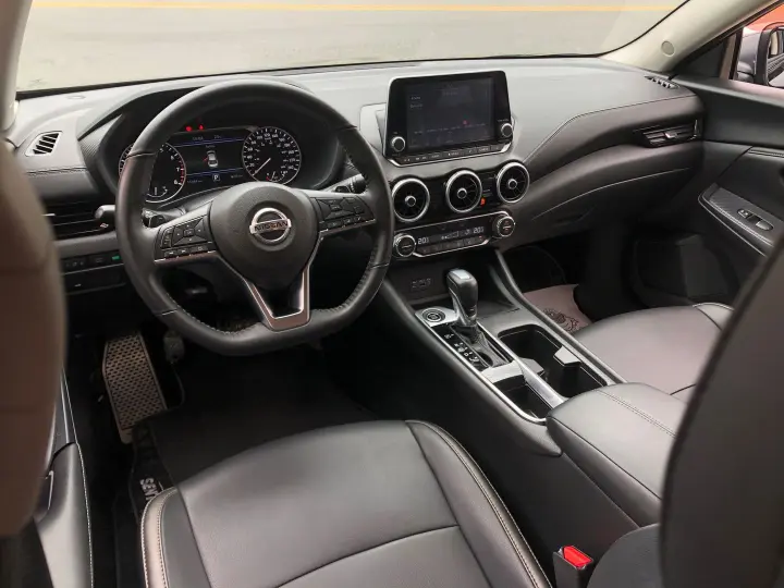 Sentra 2.0 16V Gasolina Advance Xtronic