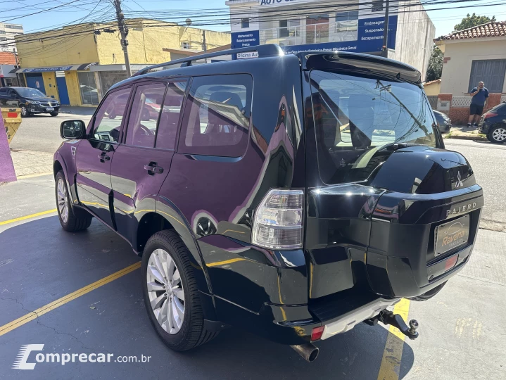 PAJERO FULL 3.8 HPE 4X4 V6 24V