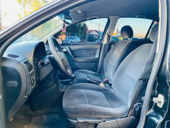 ASTRA 2.0 MPFI Advantage 8V