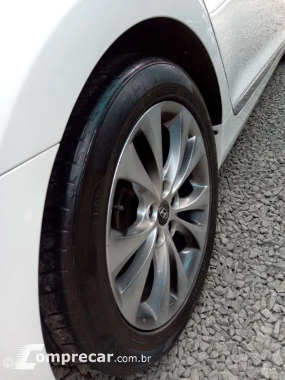 Azera 3.0 V6 24V GLS AUTOMÁTICO