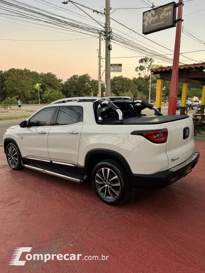 TORO 2.0 16V Turbo Volcano 4WD AT9