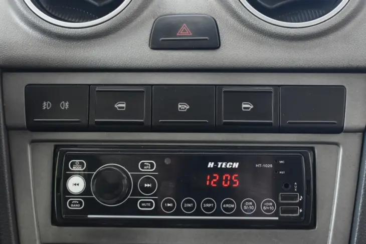 VOYAGE 1.6 MI Comfortline 8V