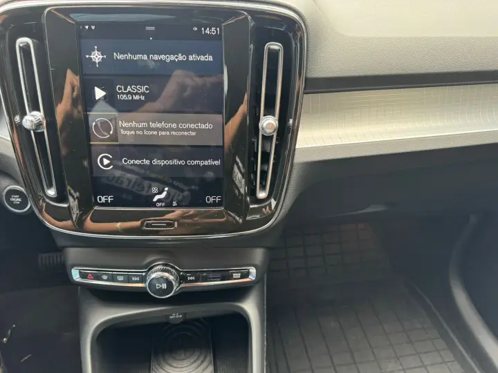 XC 40 2.0 T5 GASOLINA MOMENTUM AWD GEARTRONIC