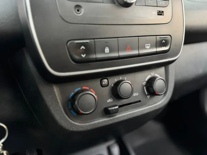 KWID Zen 1.0 Flex 12V 5p Mec.