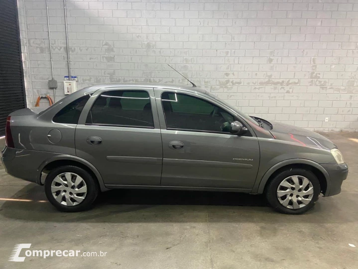 Corsa 1.4 Mpfi Premium Sedan 8V Flex 4P Manual