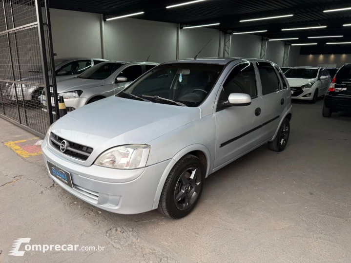 CORSA 1.8 MPFI Maxx 8V