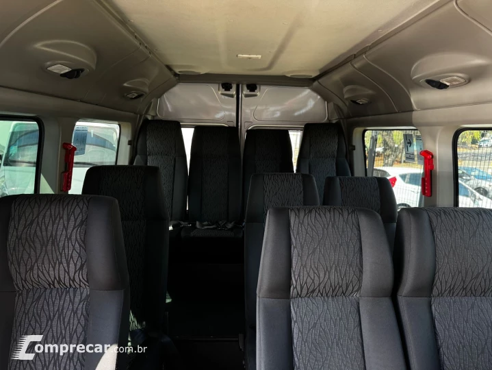 MASTER 2.3 DCI Minibus Executive 16L L3h2