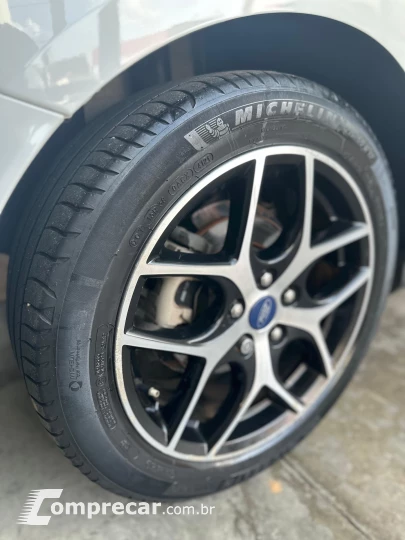 FOCUS 2.0 Titanium Hatch Plus 16V