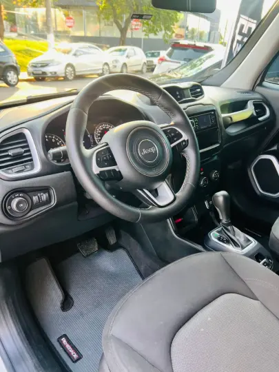 Renegade1.8 4x2 Flex 16V Aut.