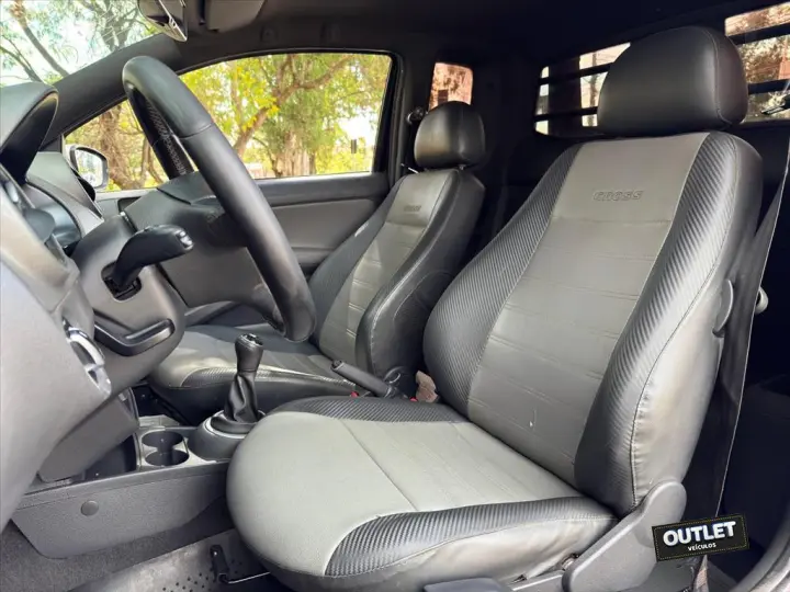 SAVEIRO 1.6 CROSS CE 16V FLEX 2P MANUAL