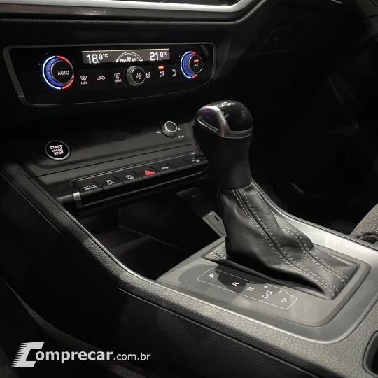 Q3 2.0 40 TFSI Sportback Performance Black Quattro